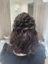 カラーズ(PRIVATE HAIR SALON COLOR'S) ハーフアップスタイル