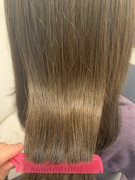 エスカーラ 表参道(THE ESCALA) @m_ayu/メルティカラー/タビラマユミ