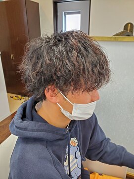 アムズヘアーファム 強めスパイラルパーマ