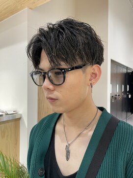 クオル 立川(QOL) 刈り上げセンターパート