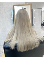 ラフィット 下大利店(lafit)&nbsp;【かじ】White hair/ lafit 下大利@kaji_de_experiences