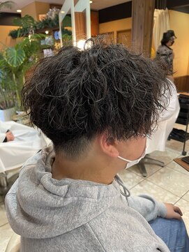 リット(lit.) スペインカール/スパイキーショート/フェザーパーマ/守谷