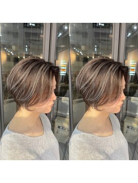 ブレンド 渋谷(BLend) マチルダボブ前髪ハイライトグレージュ