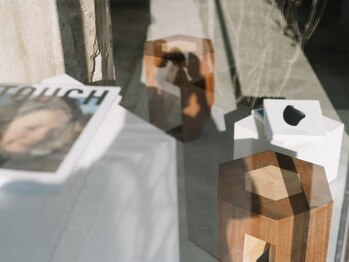 ファボリア(favoria)の写真/ナチュラルに、でも印象的に。抜け感のある“あなたらしさ”を引き出すトレンドサロン［パーマもオススメ］