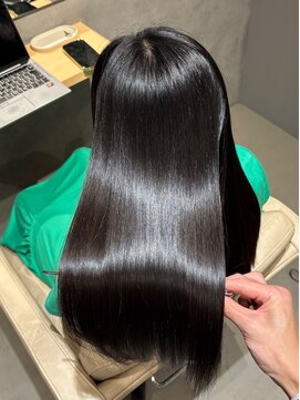 シンカ(shinka) 【30代】/髪質改善/縮毛矯正/表参道/ブリーチ縮毛矯正