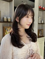 ザ シー 橋本(The C)&nbsp;内巻きレイヤー・ブリーチ無し・お顔周りカット