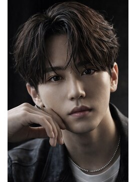 ロア(Roa.) コンマフェザーショート