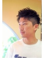 アカラ(AKALA)&nbsp;無造作な2ブロックショート