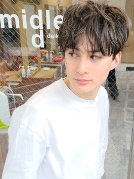 グロウミドル(GROW middle) ゆるスパイラルカジュアルパーマ【middle daikanyama】野村恵子