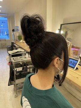 ヘッズ(HEADZ) お団子ヘア