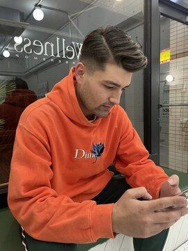 ウェルネス(Wellness) スパイラルツーブロックマッシュアップバングコンマヘア27