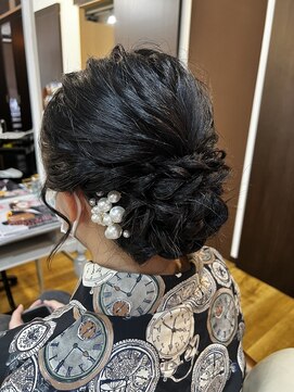 ラシクベル(Lashiku Belle) あみこみシニヨン