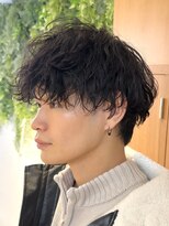 ビューブルー 亀戸錦糸町(VIEW BLUE)&nbsp;縦落ちツイストスパイラル/波巻きパーマ/2wayマッシュミニウルフ