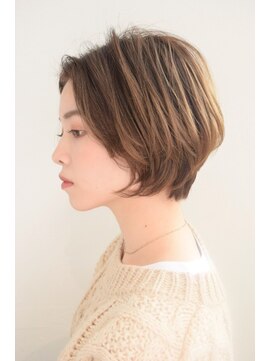 大人ショートボブ