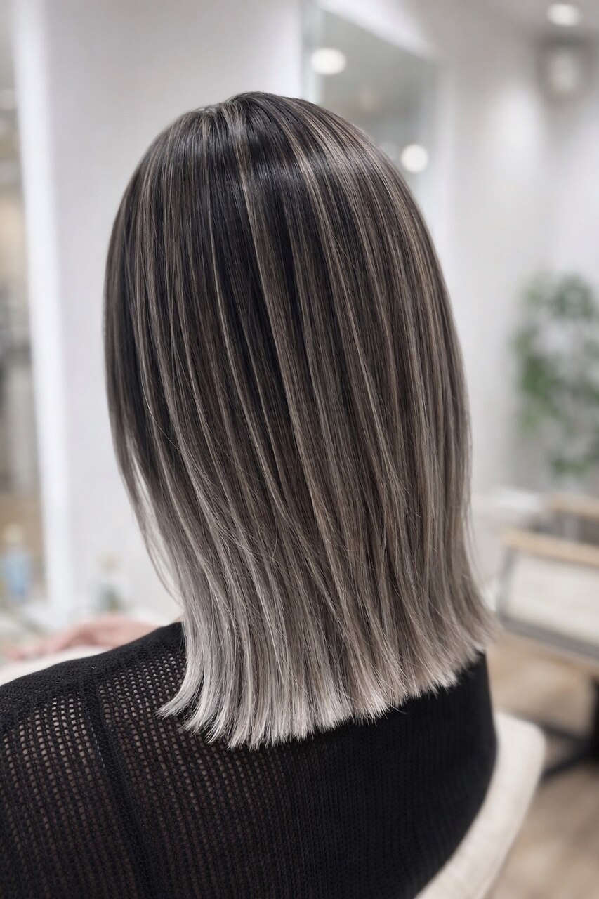 2026年秋】バレイヤージュ シルバーの髪型・ヘアアレンジ｜人気順