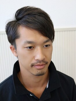 ヘアーデザイン ディーアート(hair design D art)の写真/ハイキャリアの男性スタイリストが在籍◆学生から大人の方まで、男性の幅広い年齢に合わせたカットが得意☆