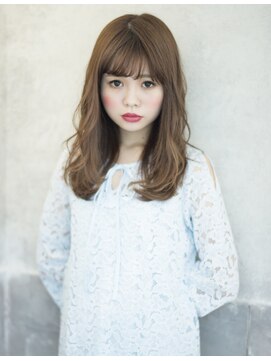 ソワリー 栄(THOiRY) 小顔カットが得意なスタイリストby坂元