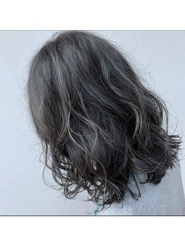 ヴィコロ(vicolo) アッシュグレー×ハイライト