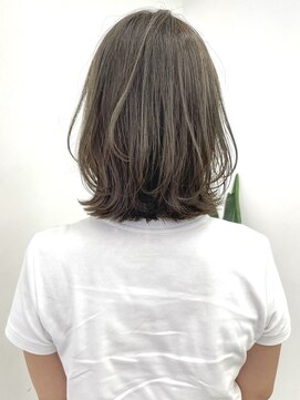 ニューラインギンザ(New-Line 銀座) [中野莉子] 簡単スタイリング！くびれロブ ミディアムヘア