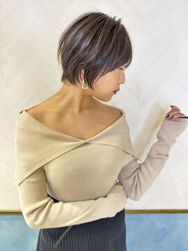 ロンド ストラーダ 心斎橋(Lond strada) ショート×ハイライト白髪ぼかし×シルキーベージュ[心斎橋]