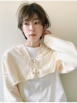 クラッチ ユニ(CLUTCH uni) ♪ナチュラルショートボブ♪【大阪難波美容室 中塚孝博】