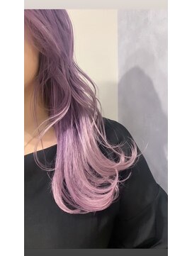 グラッジ 池袋(GLADGE) ハイトーンラヴェンダーピンク、ブリーチカラー