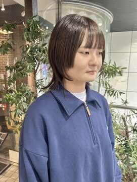 ヘアーアンドメイク ビス(HAIR&MAKE bis) レイヤーカット☆ももこ