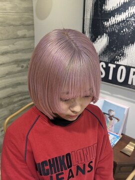 ヲタク(wotaku.) ホワイトピンクラベンダー暖色カラートリプルカラーハイトーン