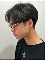 ニアウ 高崎店(Niau)&nbsp;メンズセンターパートニュアンスフェザーパーマ群馬高崎眉毛