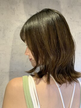 ショウマンビューティーアンドコーヒー(SHOW MAN Beauty &Coffee) レイヤー外はねスタイル