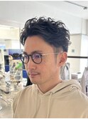 メンズ刈り上げツーブロックパーマショート