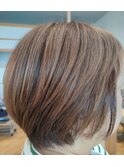 ショートボブ
