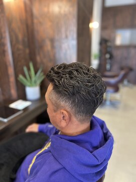 ノム(nomu) ショートパーマ