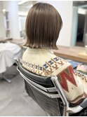 *肩上切りっぱなしくびれボブシアーベージュ*