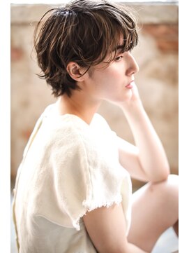 カライング(ing) 【+～ing】ハネ感short bob 【畠山竜哉】