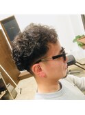 個性を活かしたメンズパーマ