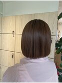 30代40代大人かわいい潤艶髪ストレートショートボブベージュ