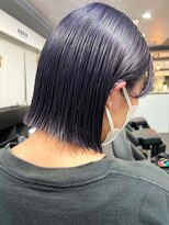 ツキ 横浜西口(tuki) インナーカラーイヤリングカラーブリーチ髪質改善トリートメント
