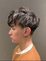 ビーダンディー(Bee dandy)&nbsp;ビジネスツーブロックショート ナチュラルパーマ スペインカール