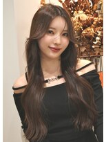 ロンプ(romp)&nbsp;韓国ヘア/小顔レイヤー／グレージュカラー/髪質改善