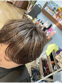 ショートボブ