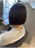 丸みボブ 縮毛矯正 切りっぱなし まとまる ストレートパーマ