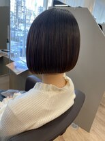 ジエクト ヴィシア(The Ect VIXIA) 丸みボブ 縮毛矯正 切りっぱなし まとまる ストレートパーマ