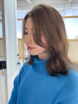 シティー(sity) 浮遊感ミディアム×ミルクティー