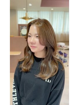 カルパ(calpa) センターパート×ローレイヤー　似合わせカット