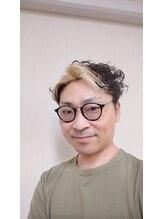 ホワイトハウスドゥエ(WHITE HOUSE II) 栗原 稔