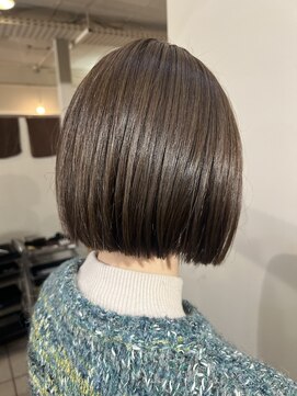 シーズ(Seeds) 【Nakamura】あご下ぱっつんボブ×グレージュ