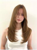 横浜ミディアムウルフレイヤーロングハッシュカットくびれヘア