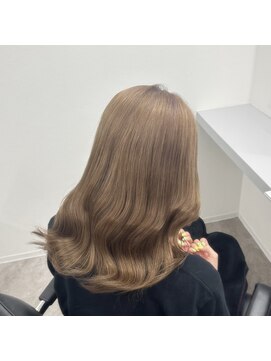 トイロ ウィステリア(toiro wisteria) ブリーチカラー♪ミルクティーベージュ