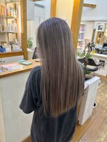 ギャラクシー ヘアードレッサーズ(galaxy hairdressers)&nbsp;大人ロングバレイヤージュグレージュカラー